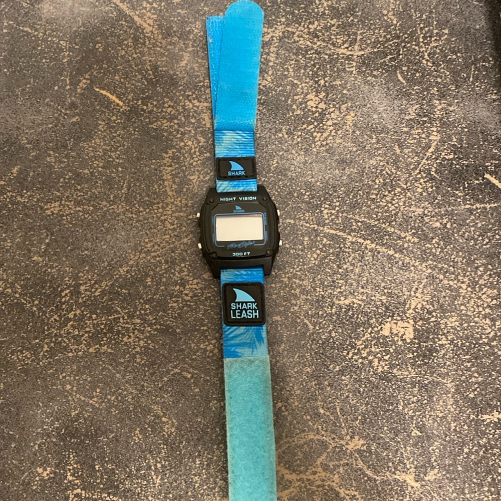 Shark watch (needs battery)